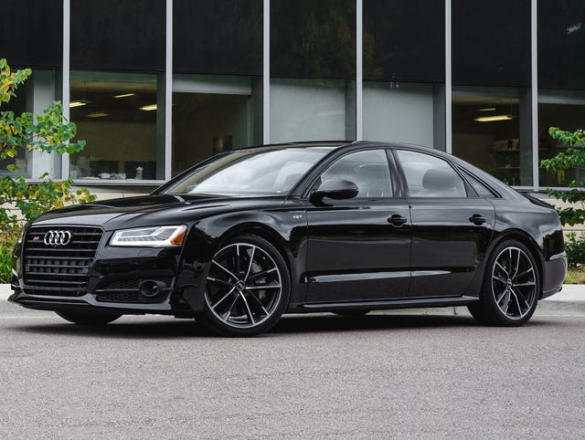 2017 audi s8