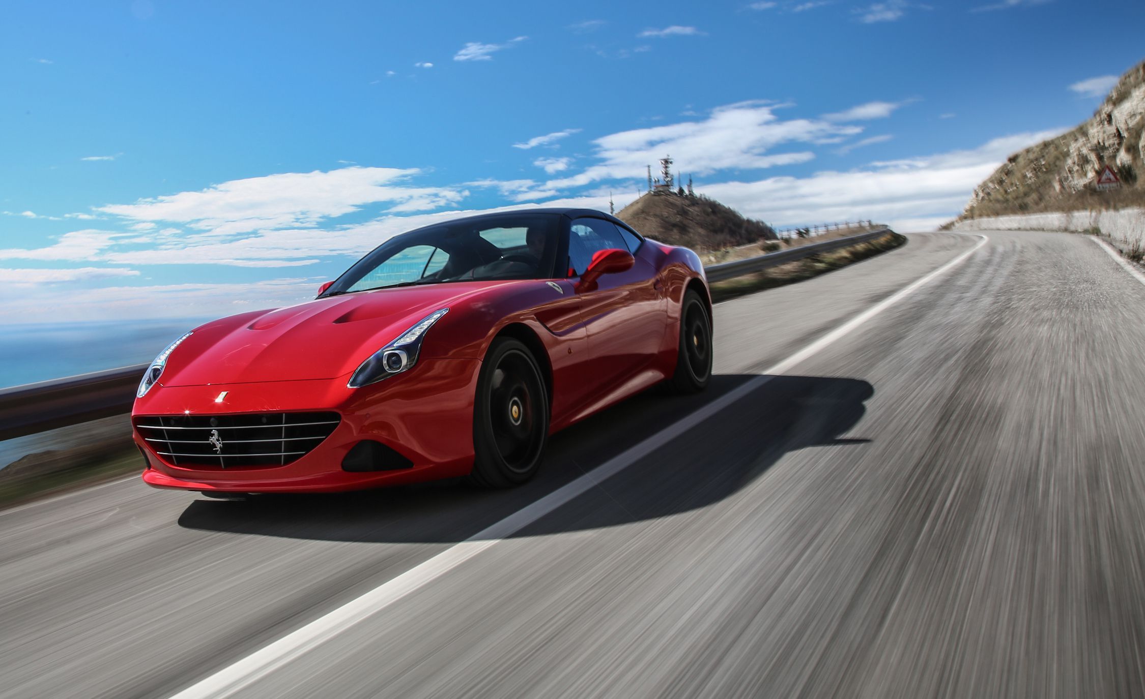 Ferrari California T Features and Specs