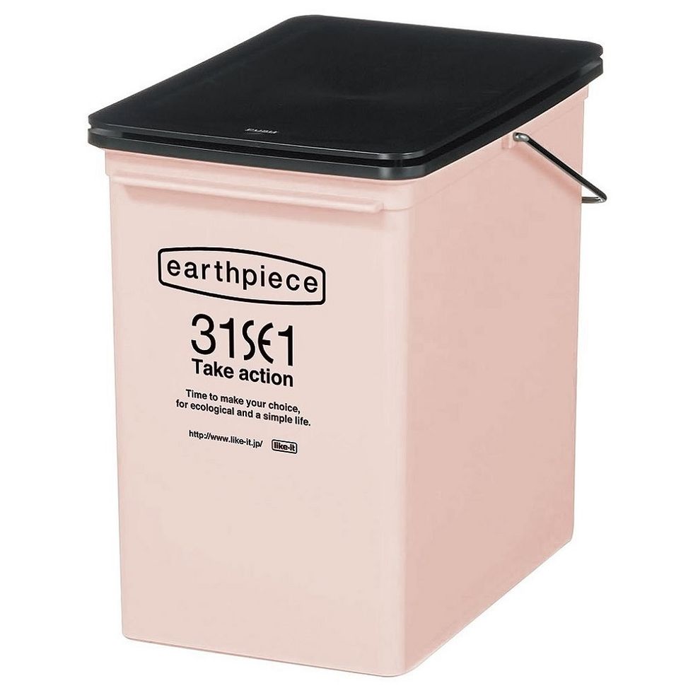 粉色垃圾桶