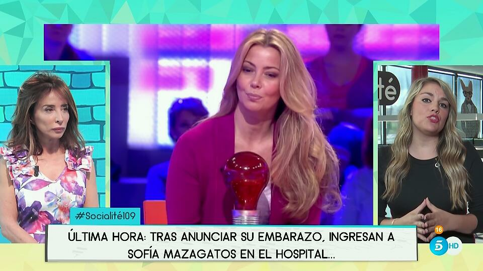 Product, News, Photo caption, Fun, Blond, Television presenter, Media, Photography, Television program, Event, 