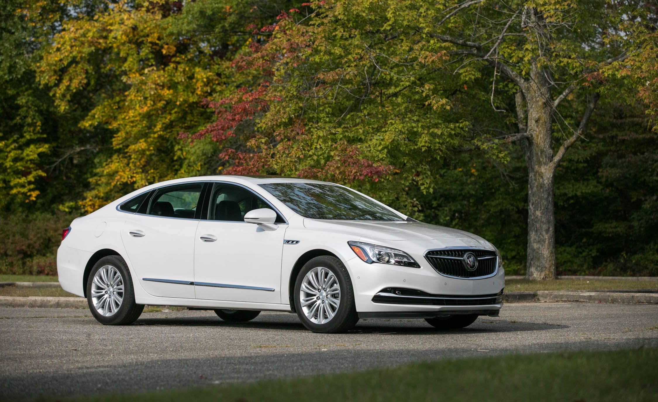 Buick LaCrosse: Infotainment System Menus Buick LaCrosse: Infotainment System Menus