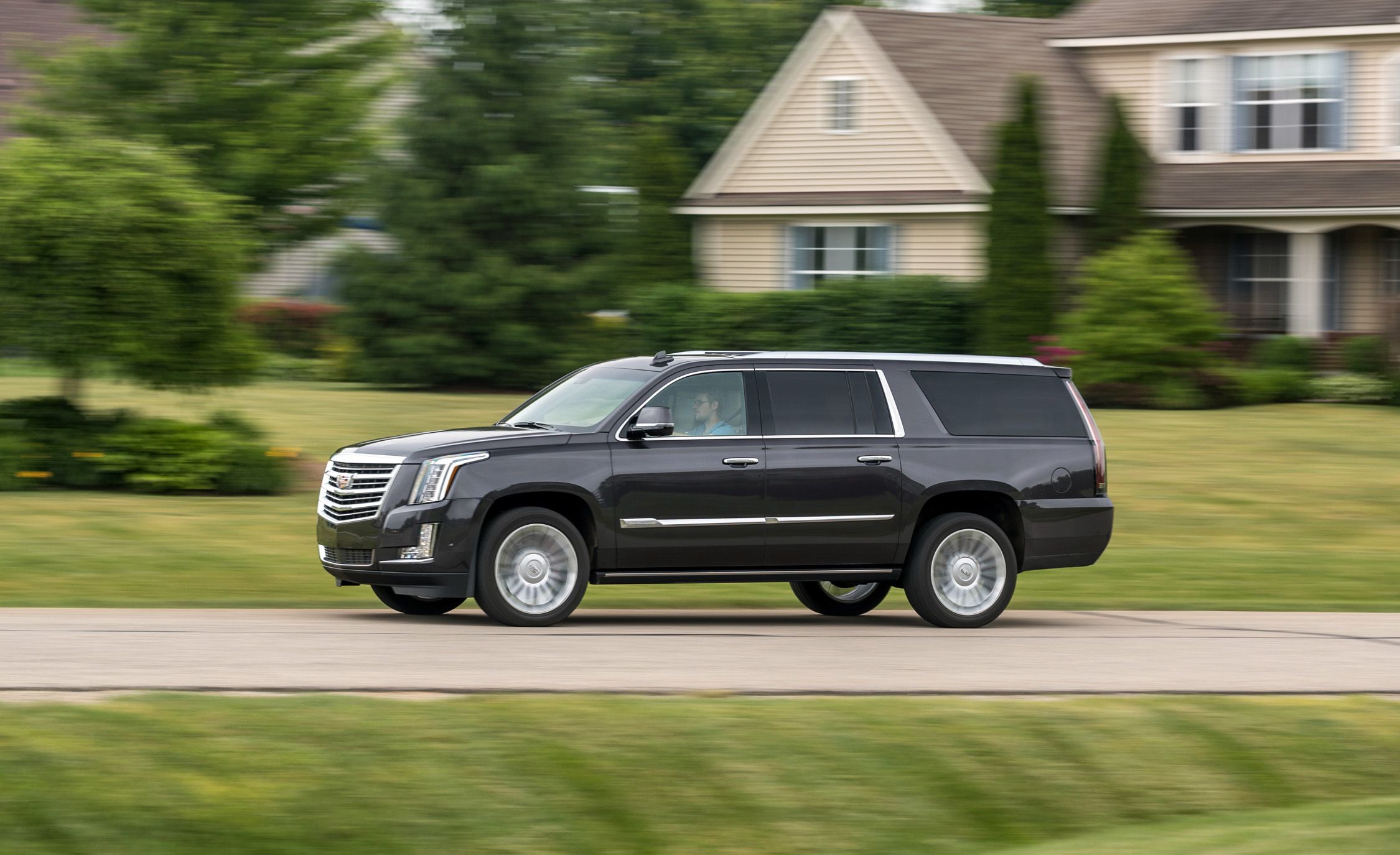 Cadillac Escalade / Escalade ESV Reviews | Cadillac Escalade / Escalade ...