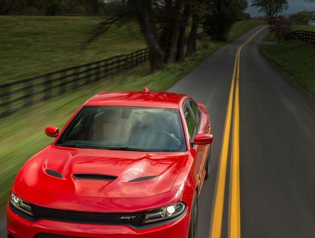 2018 Dodge Charger SRT Hellcat Review, Pricing, and Specs