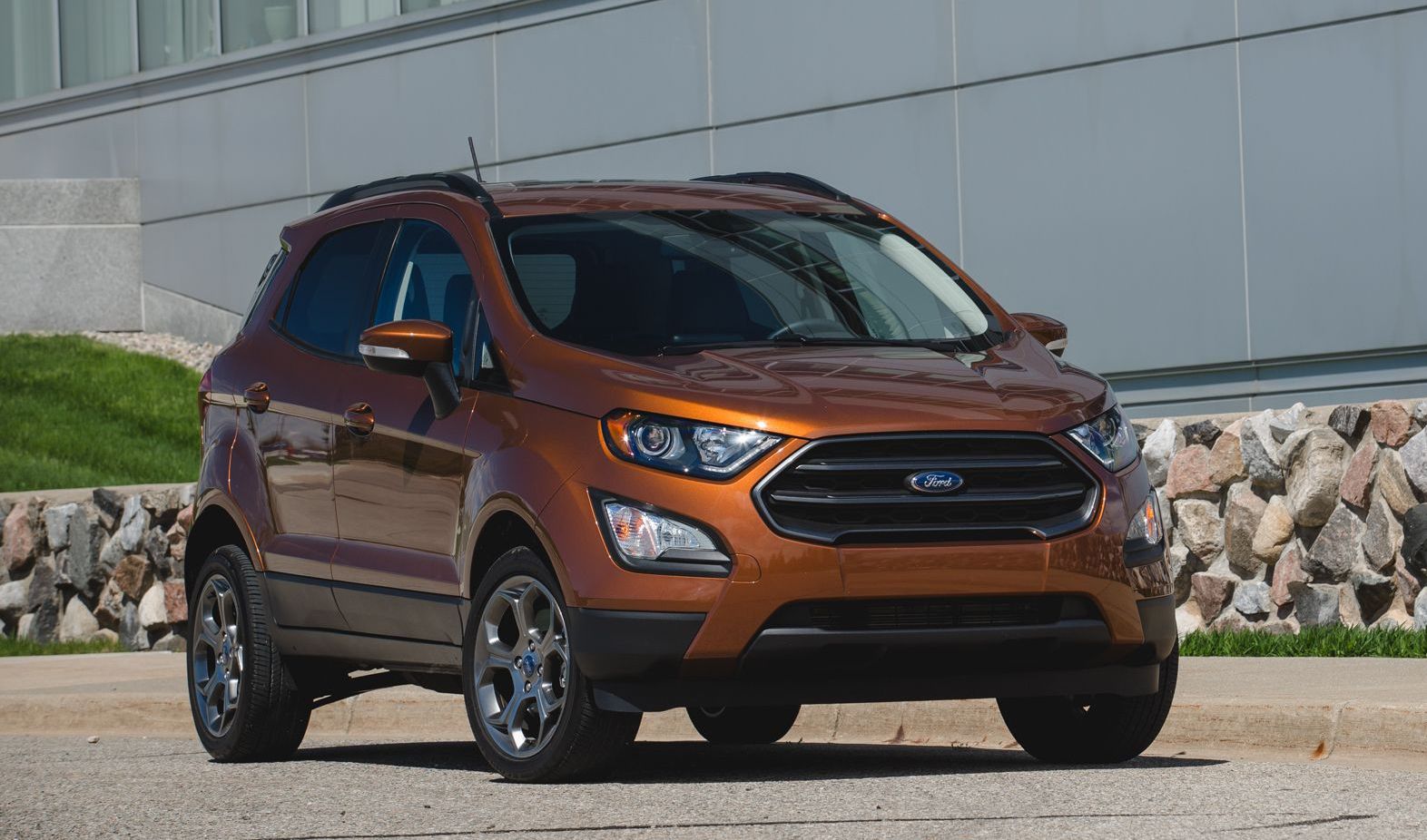 Ford Ecosport(2013-2015) Trend 1.5L Tdci - Mahindra First Choice