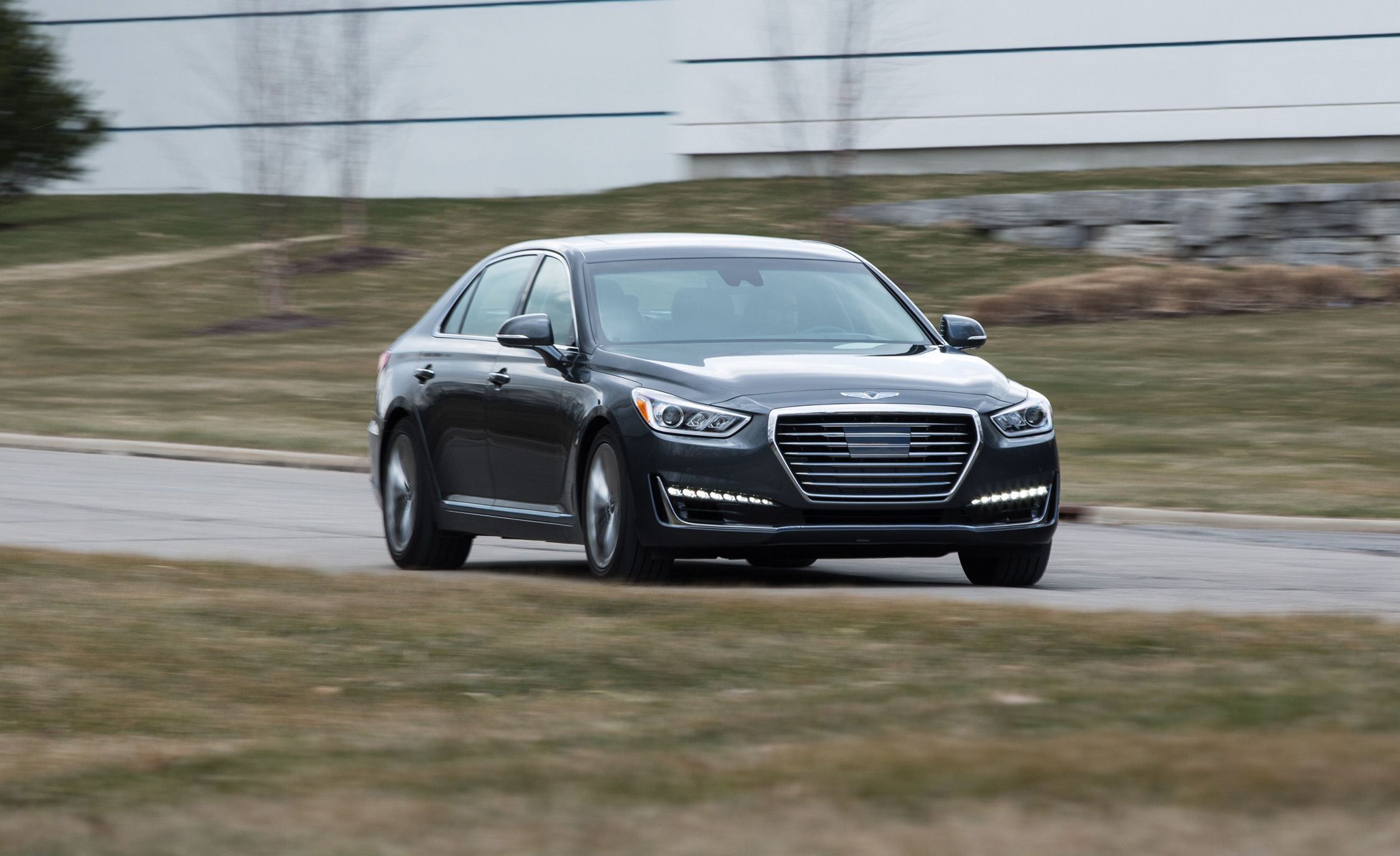 2020 Genesis G90 Reviews | Genesis G90 Price, Photos, and Specs | Car ...