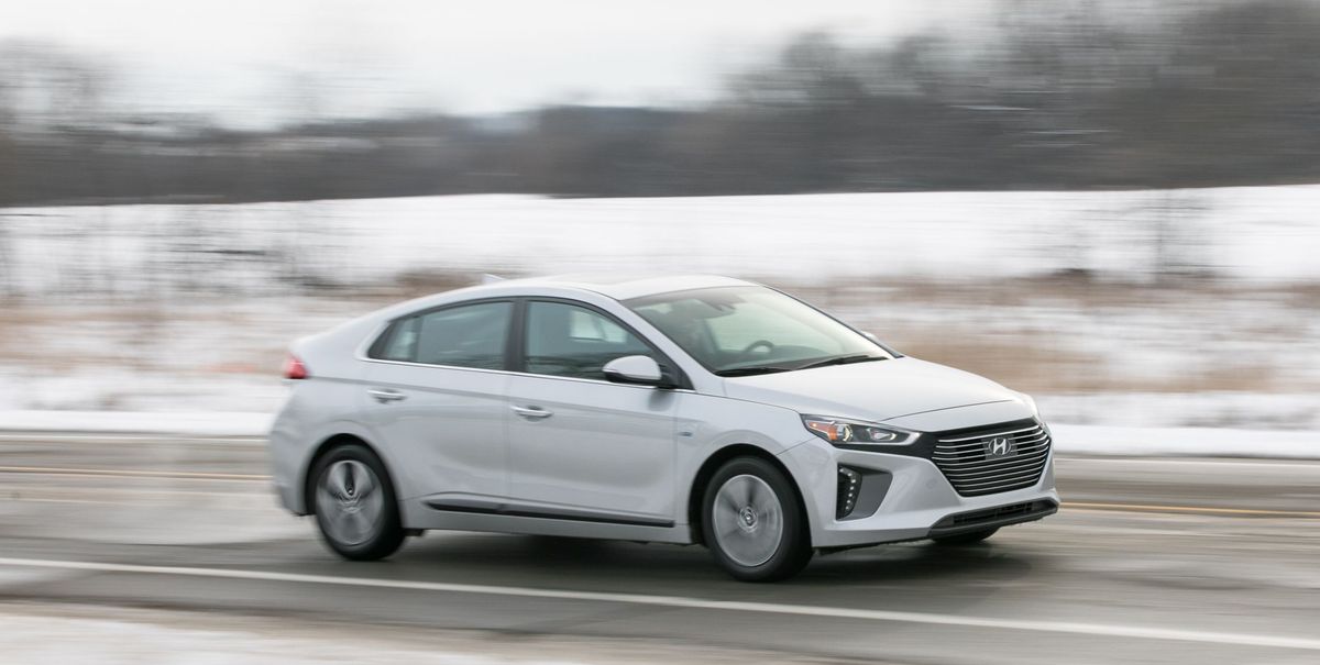Verblinding Snor Achteruit 2019 Hyundai Ioniq Review, Pricing, and Specs