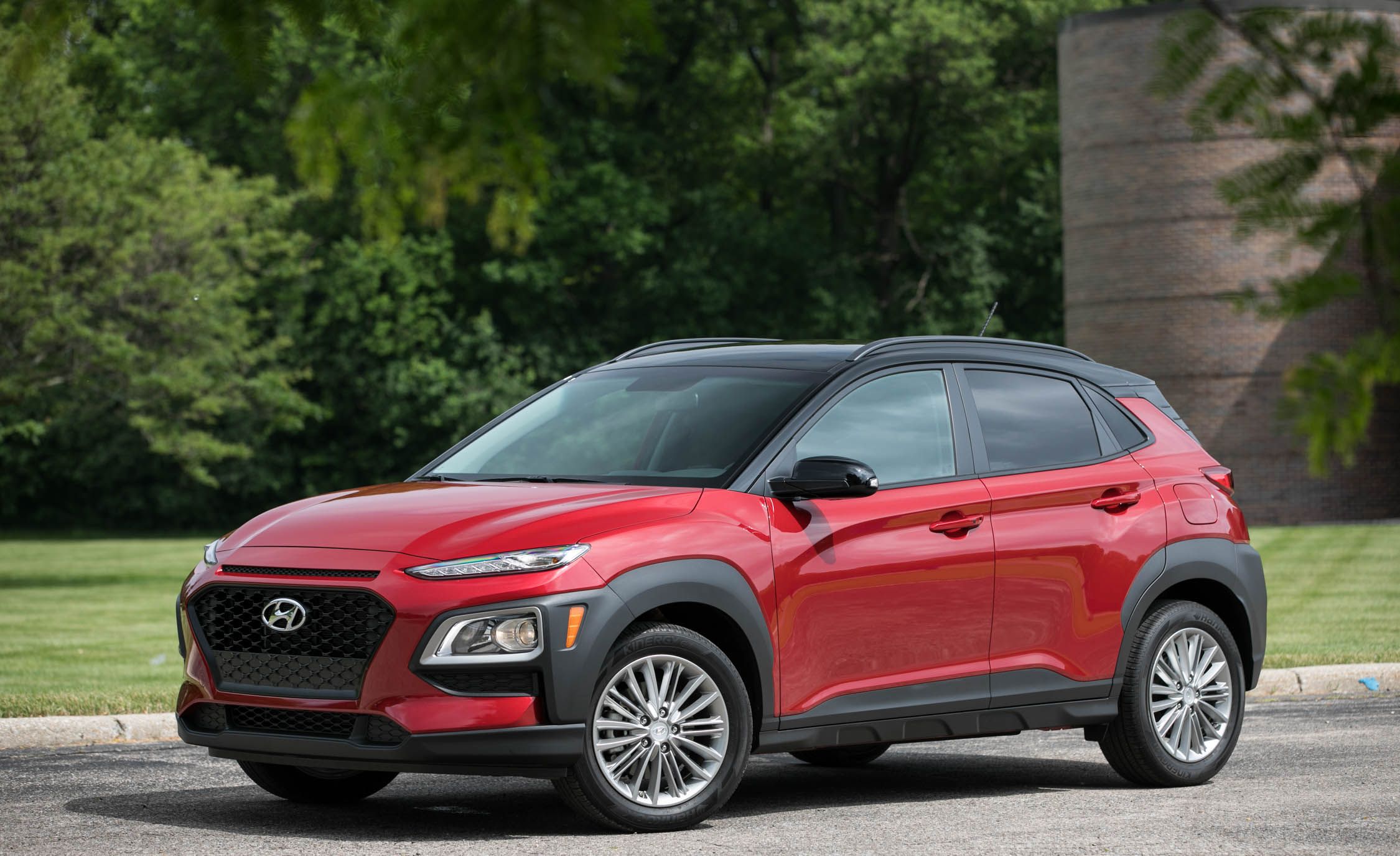 Hyundai Kona Reviews Price Photos And Specs Car Hyundai Kona Reviews Price Photos And Specs Car Driver