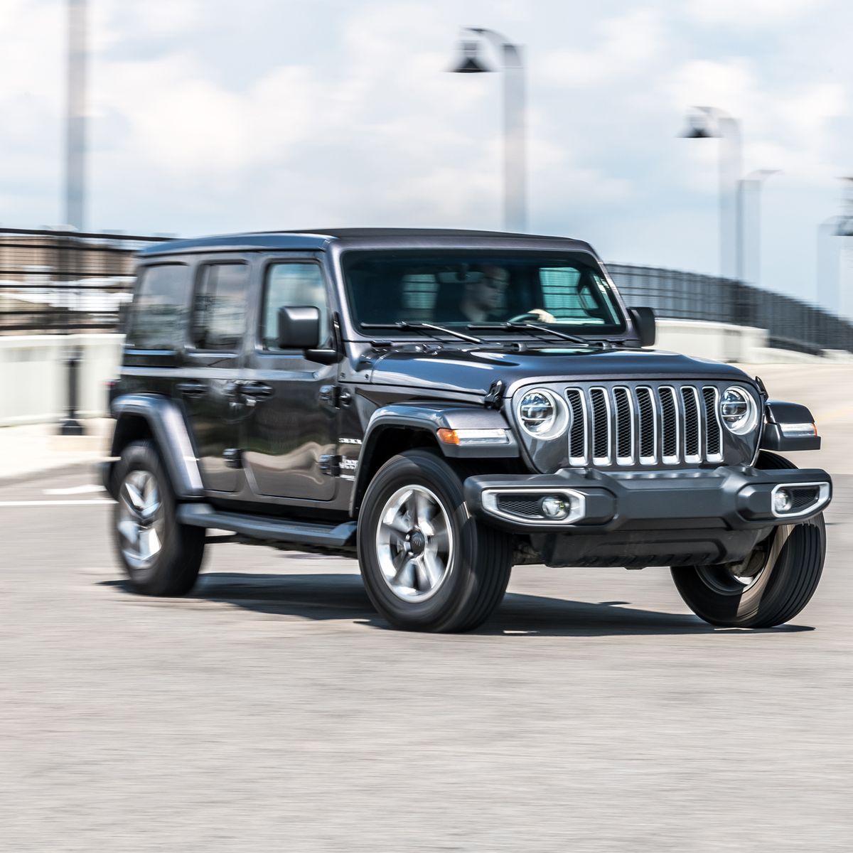 2018 Jeep Wrangler 2.0T: Four Cylinders with a Hybrid Assist