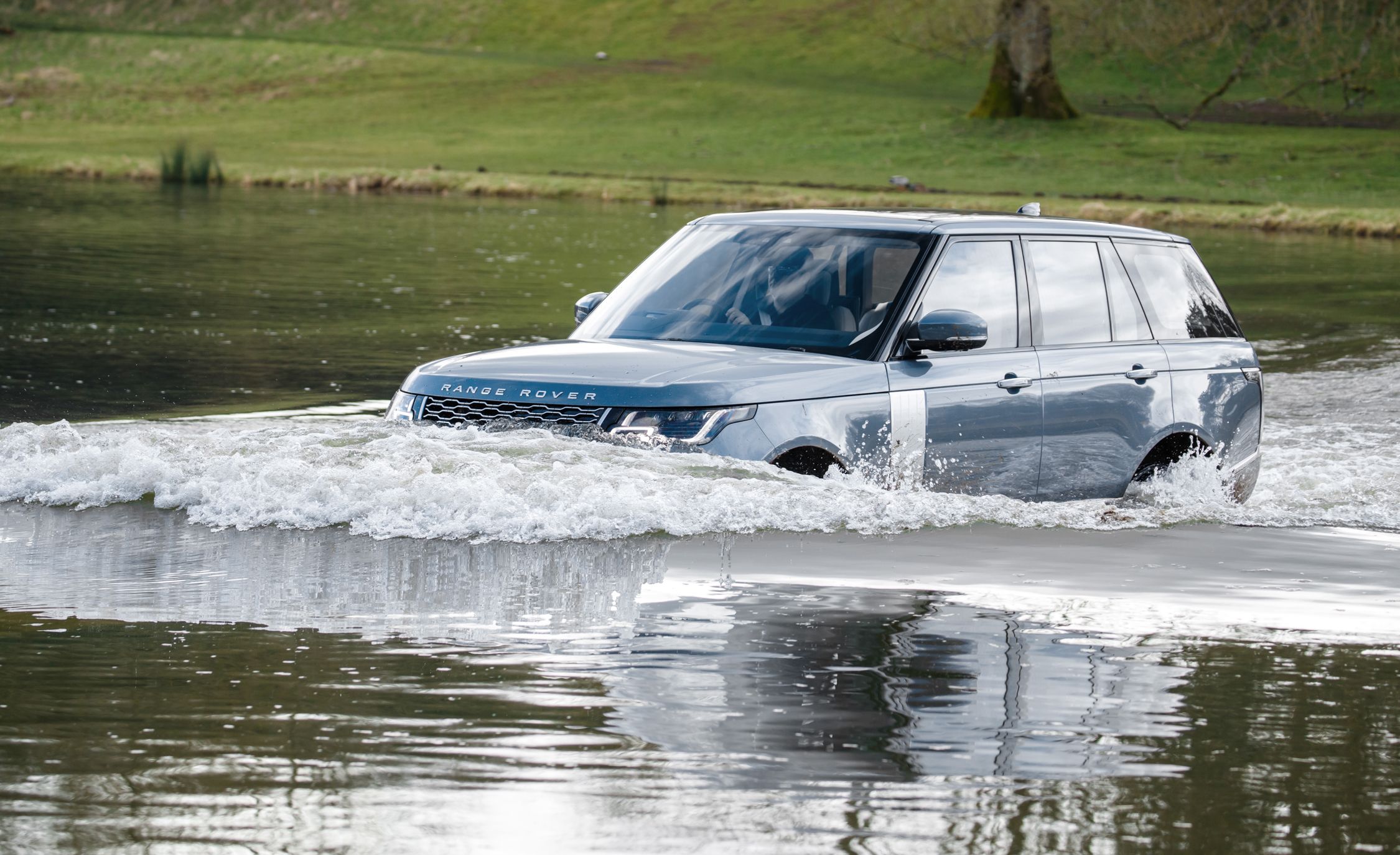 2020 Land Rover Range Reviews Price 2020 Land Rover Range Reviews Price Photos And Specs Car Driver