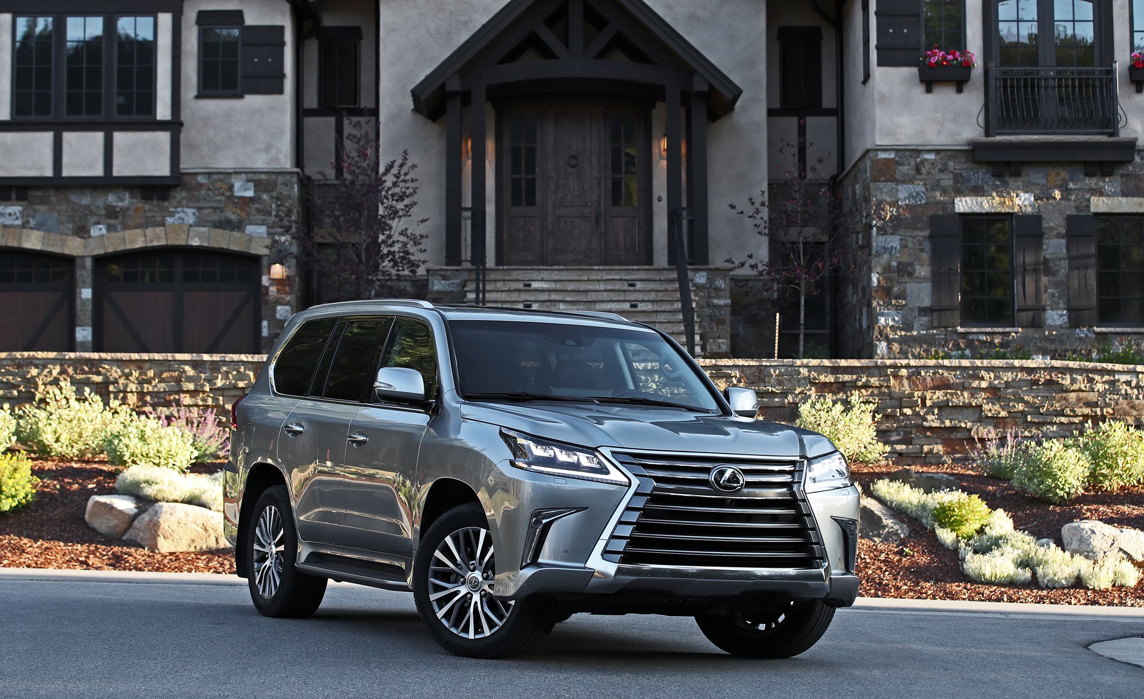 Размер лексус лх. Лексус ЛХ 570 2019. Lexus LX 570 2019. Lexus Lexus LX 570. Лексус джип LX 570.