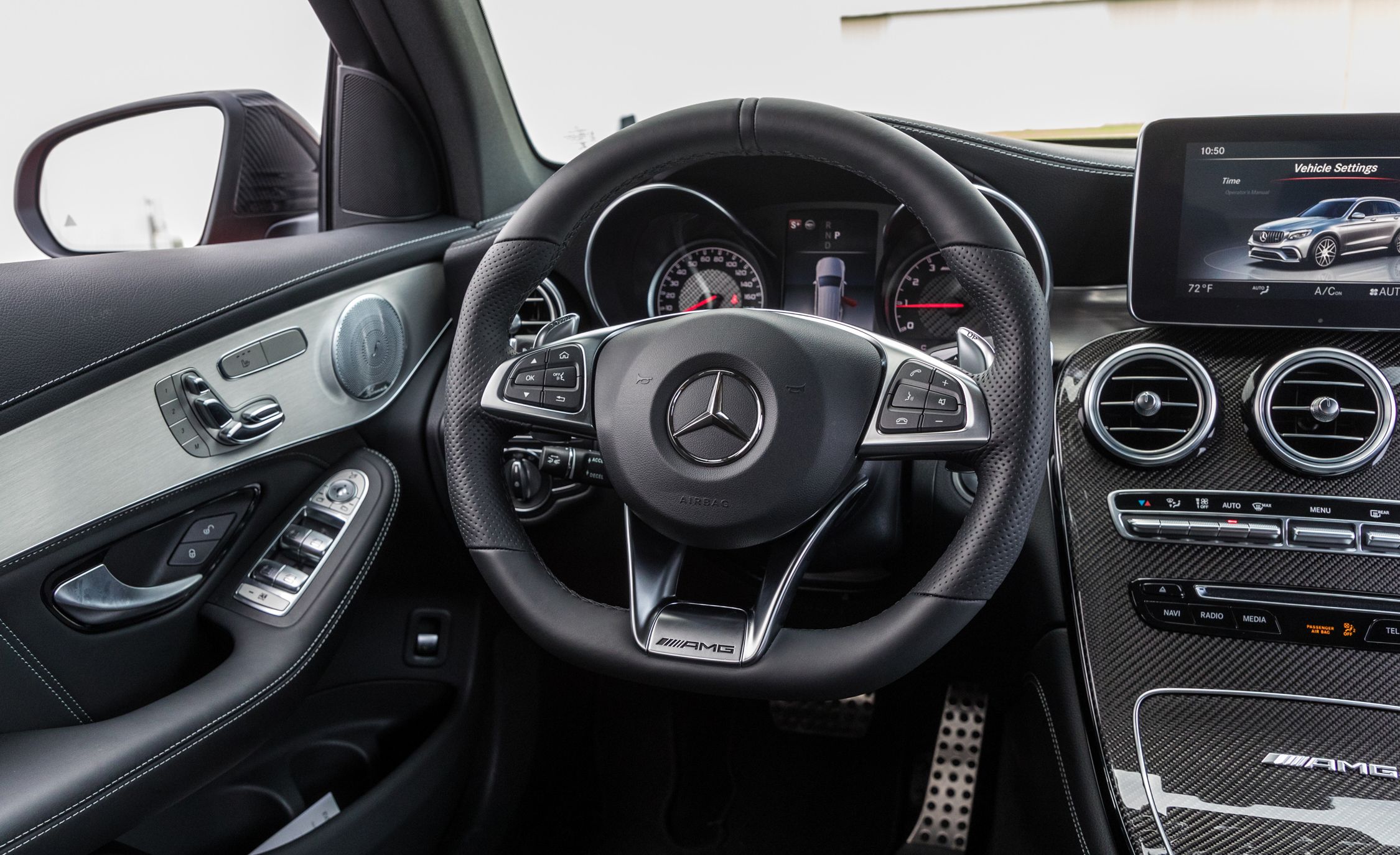 Mercedes Amg Glc43 4matic Glc63 Reviews Mercedes Amg Glc43 4matic Glc63 Reviews Price Photos And Specs Car Driver