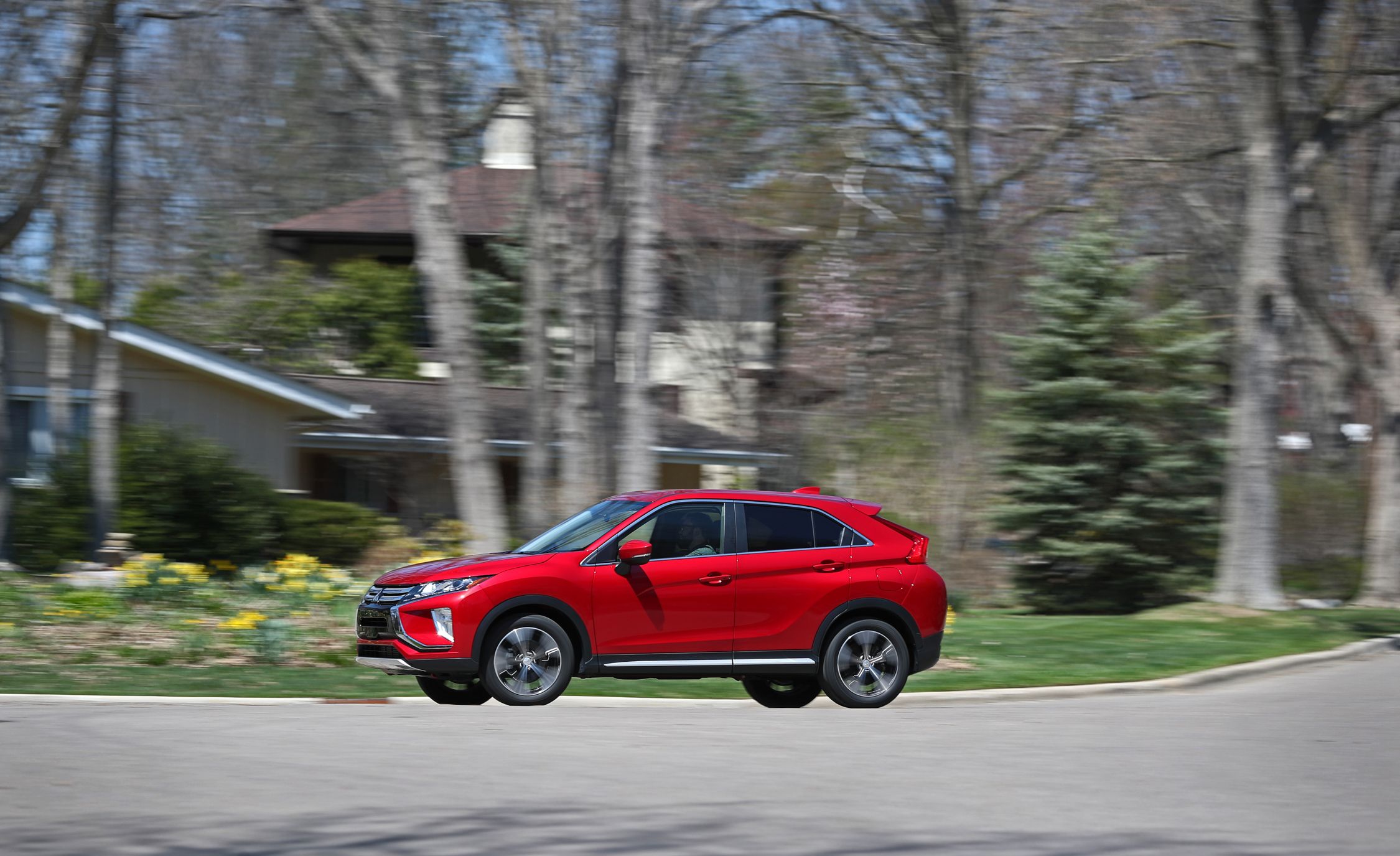 2019 Mitsubishi Eclipse Cross Reviews 2019 Mitsubishi Eclipse Cross Reviews Price Photos And Specs Car Driver