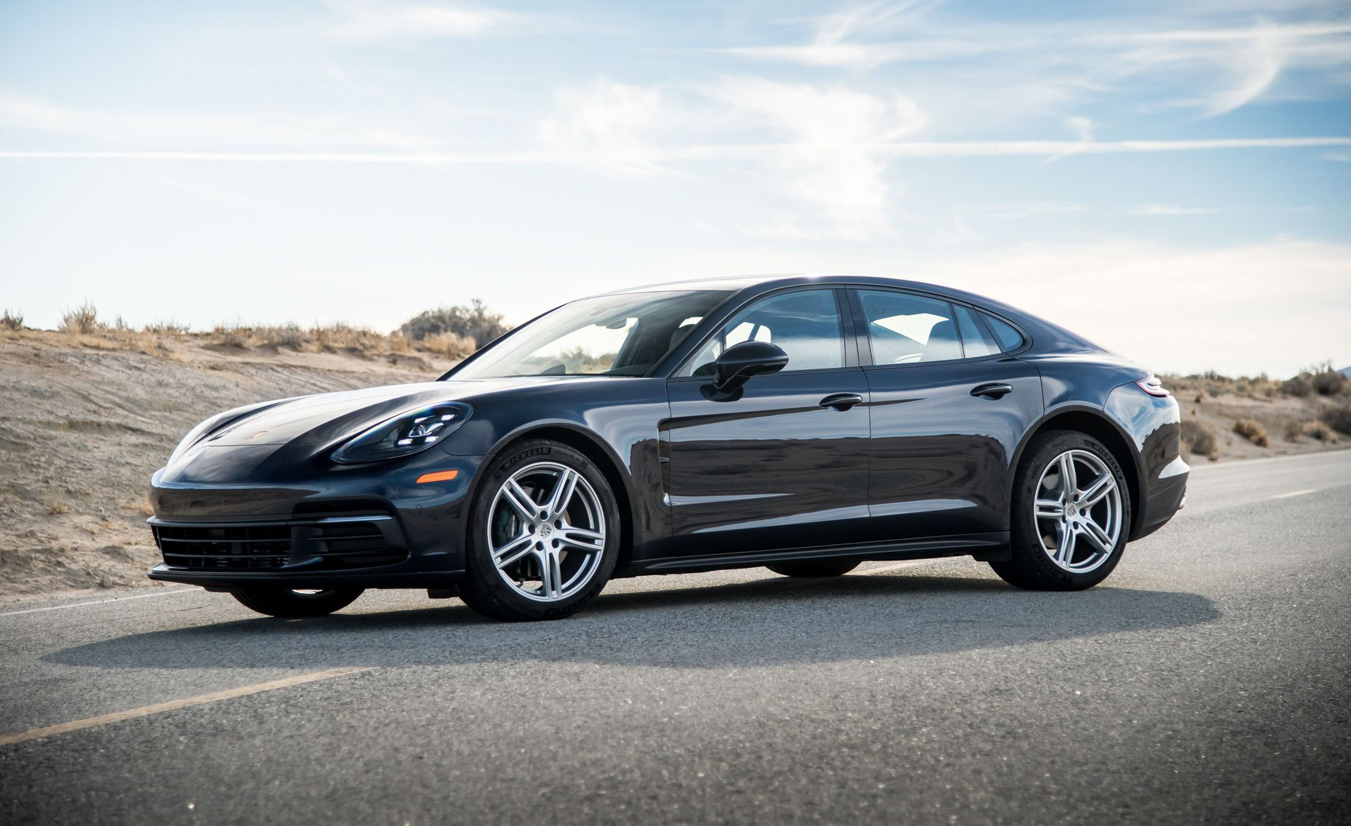 2019 Porsche Panamera Review, Pricing, and Specs