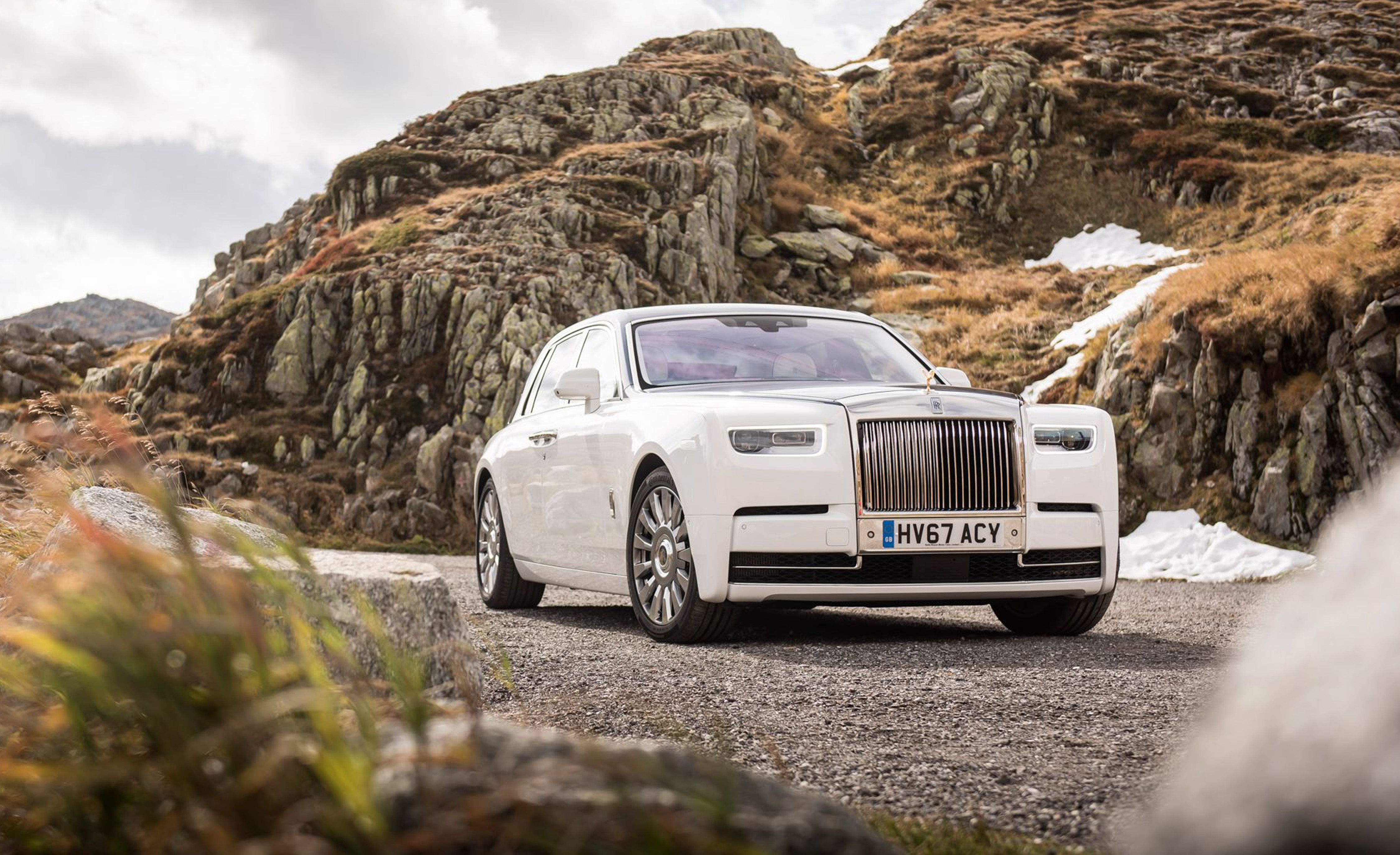 RollsRoyce phantom EWB 2018 được chào bán giá hơn 55 tỷ