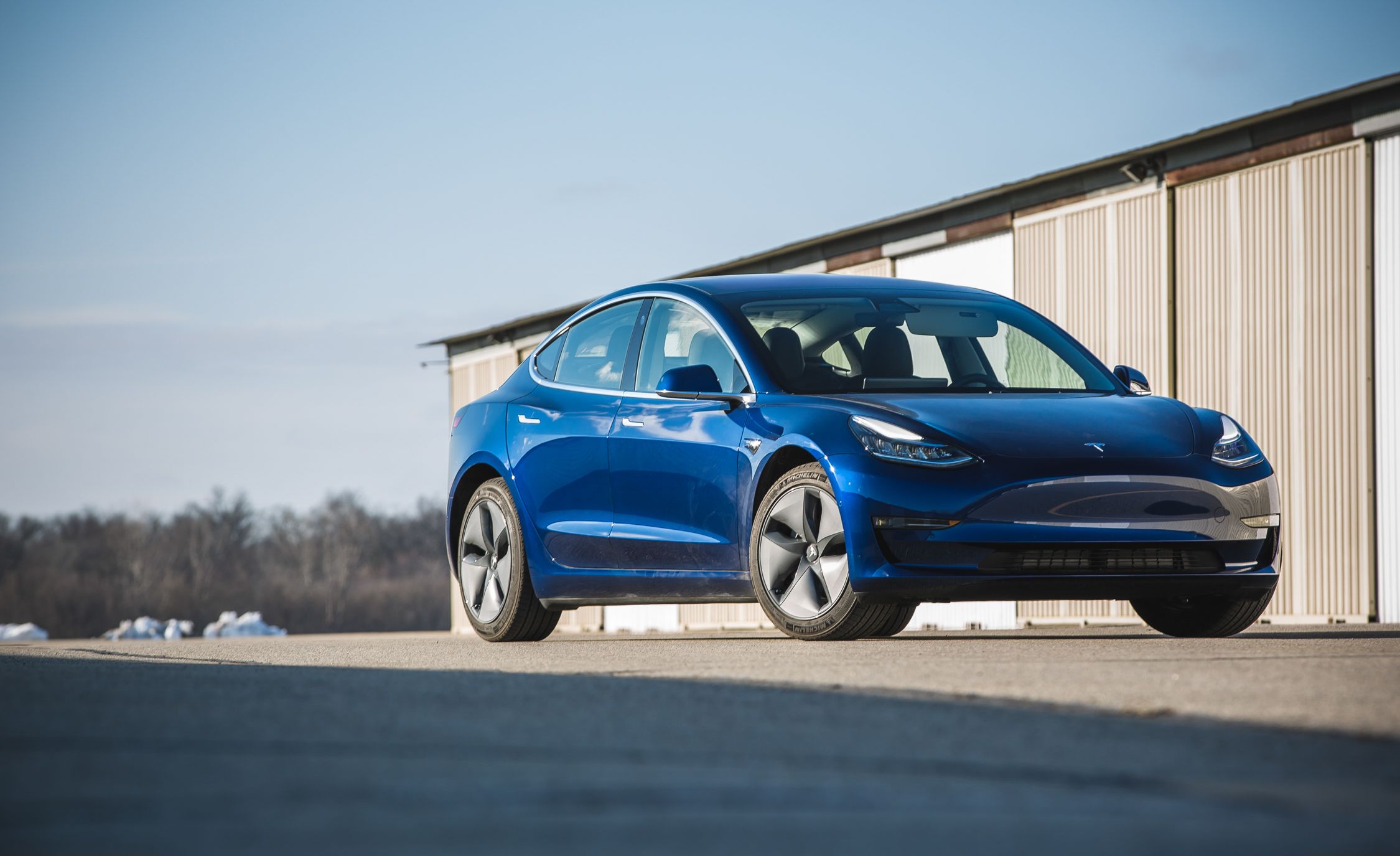 Afbeeldingsresultaat voor tesla model 3