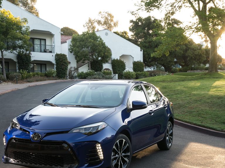 2019 Toyota Corolla Specs & Features Review