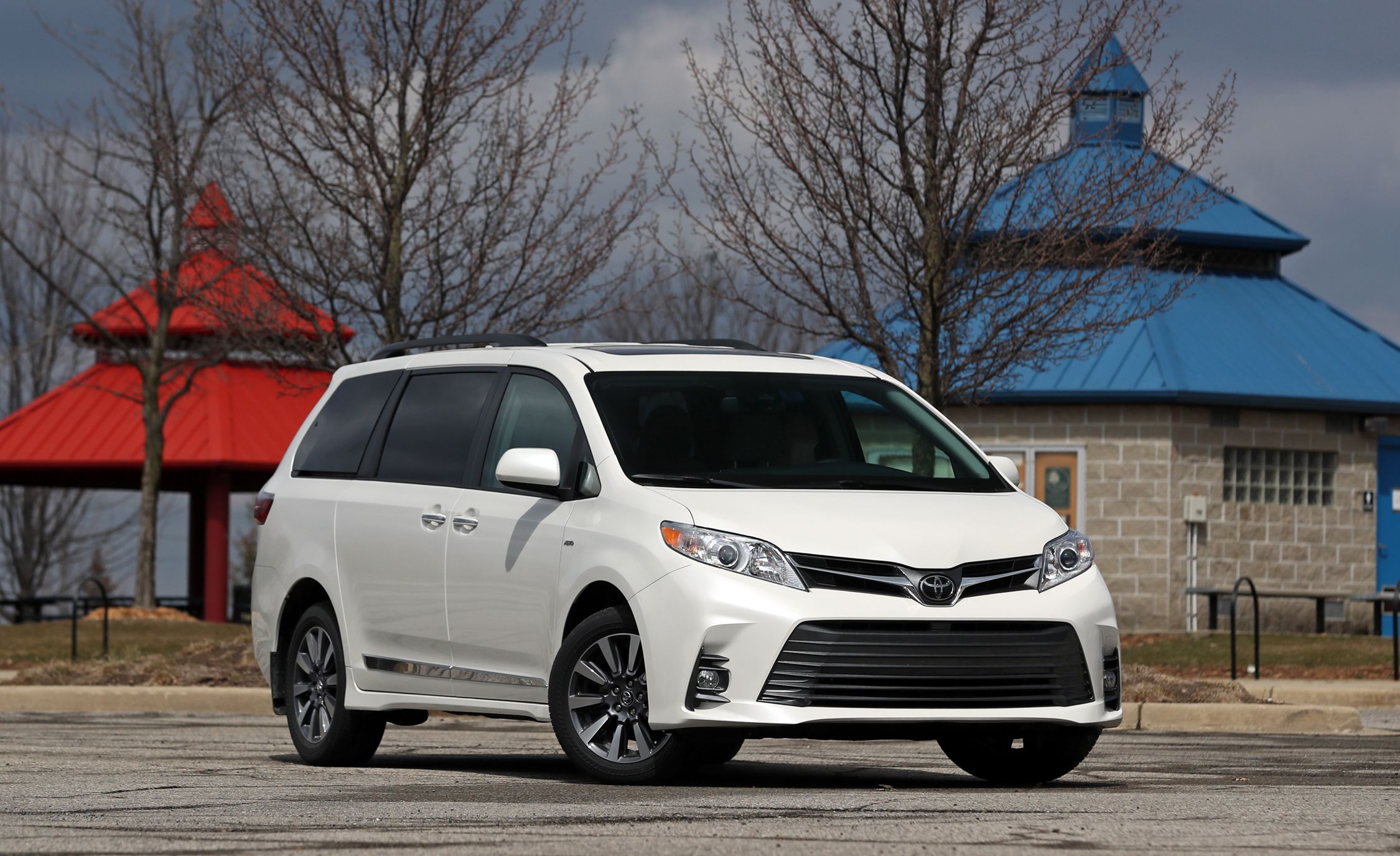 2020 Toyota Sienna Reviews Price Photos And Specs 2020 Toyota Sienna Reviews Price Photos And Specs Car Driver