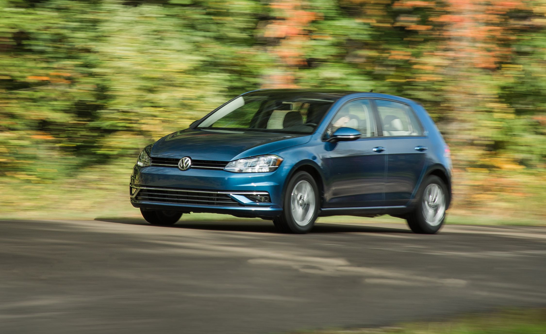 teksten Daarbij Superioriteit Tested: 2018 Volkswagen Golf Automatic