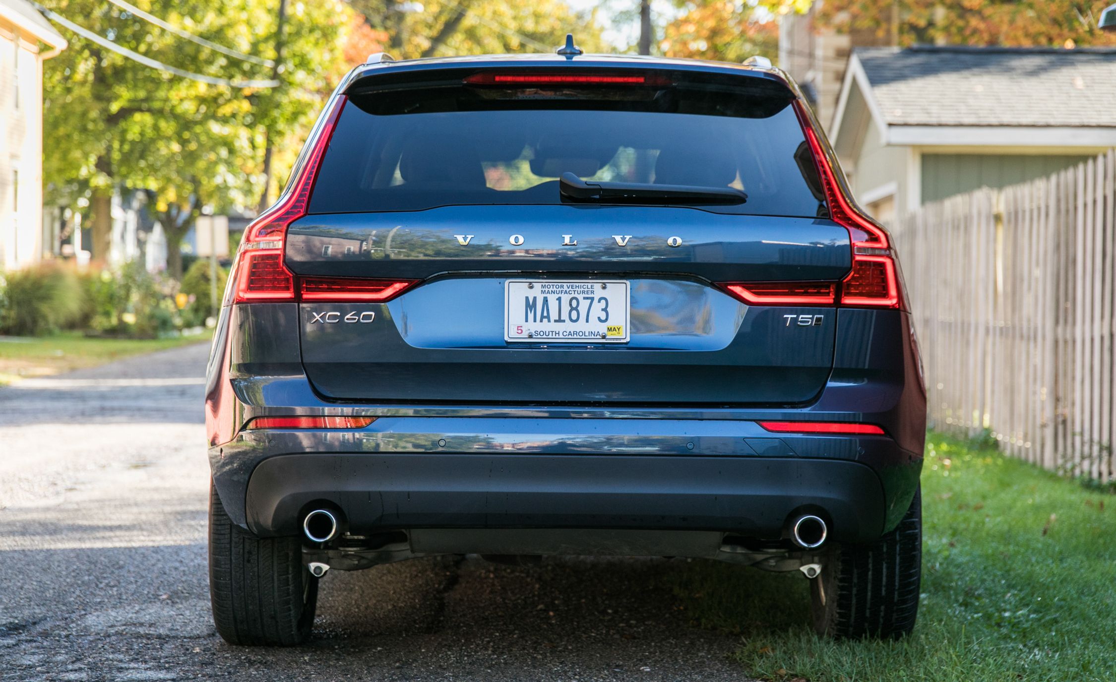 2019 Volvo Xc60 Reviews Price Photos And Specs Car 2019 Volvo Xc60 Reviews Price Photos And Specs Car Driver