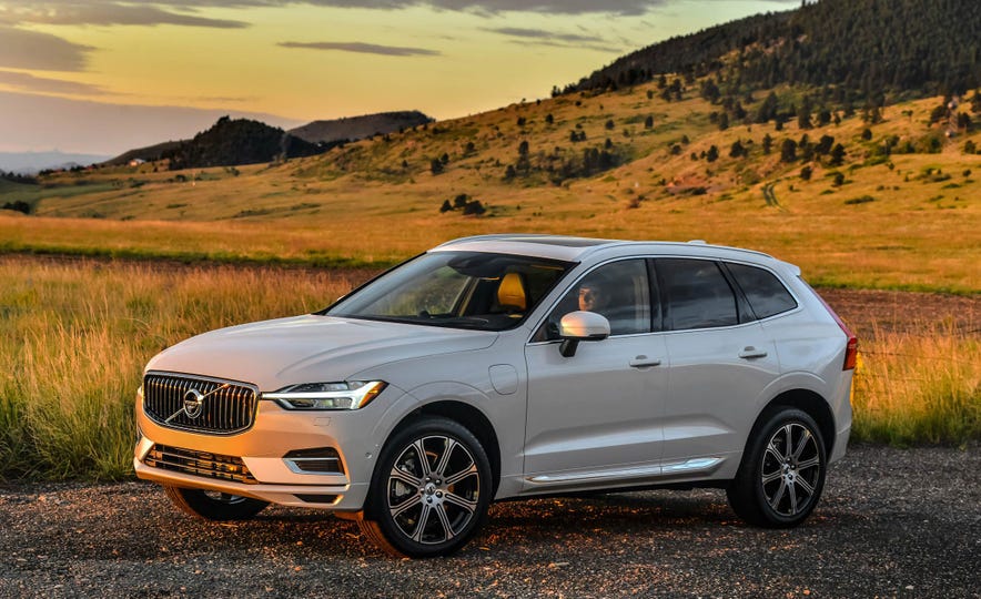 The 10 Cheapest Cars and Trucks with 400 Horsepower