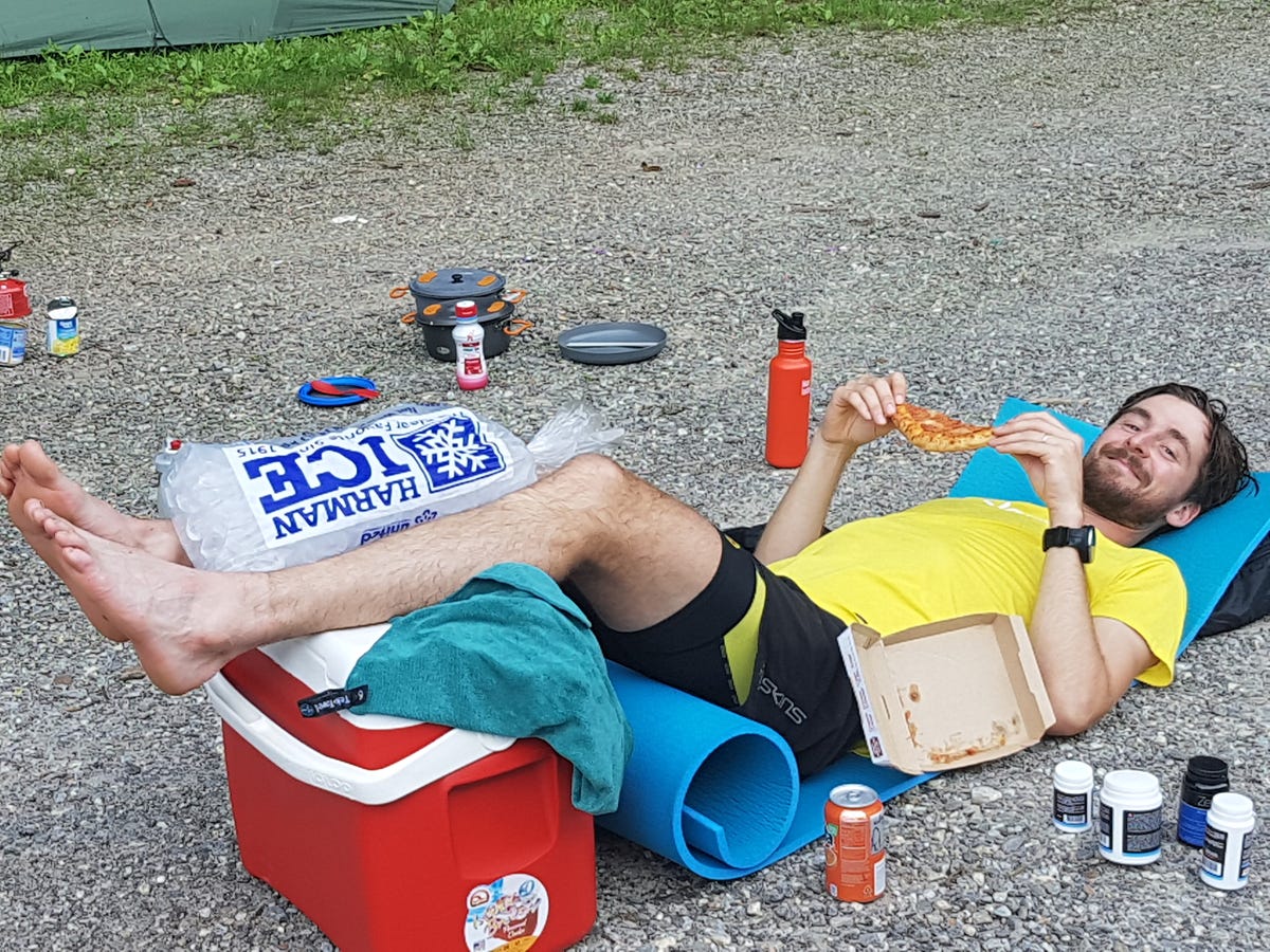Sun tanning, Fun, Drink, Summer, Vacation, Leisure, Recreation, Beer, Sitting, Human leg, 