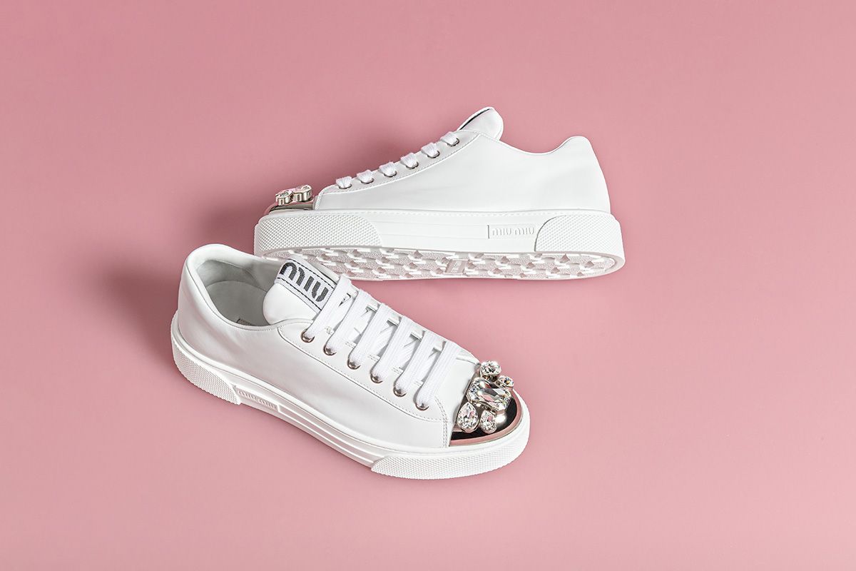 確実正規品 阪急梅田購入 miumiu キャップ ホワイト （芸能人