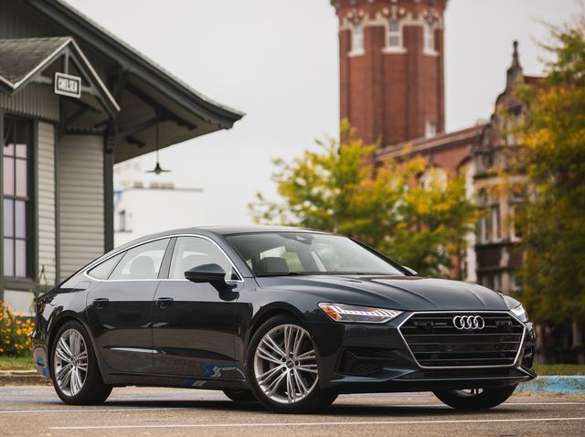 Audi A7 2022- One of the best cars with best driver assistance systems