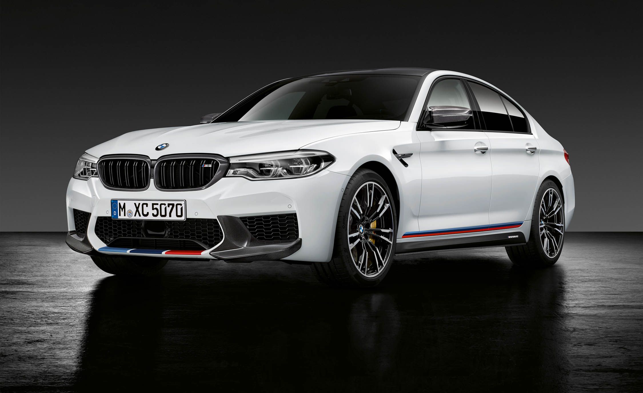 Bmw M5 Reviews Price Photos And Specs Car Driver