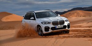 Land vehicle, Vehicle, Car, Natural environment, Luxury vehicle, Automotive design, Bmw, Regularity rally, Personal luxury car, Alloy wheel, 