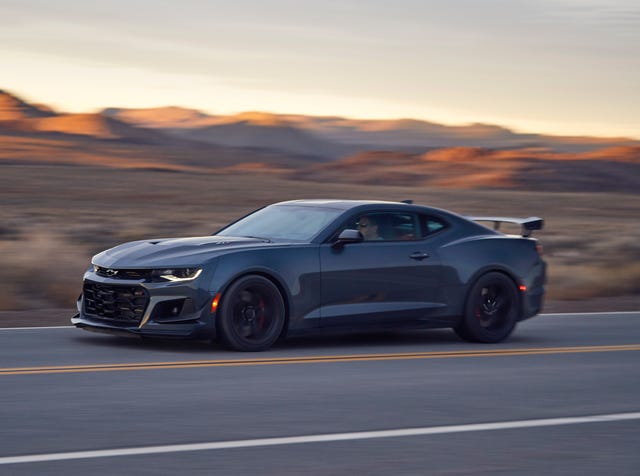 2020 chevrolet camaro zl1 front