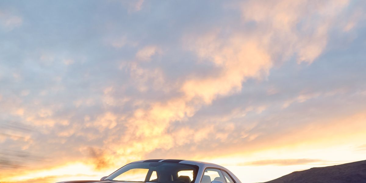 Mursten Bloom klient 2023 Dodge Challenger SRT Hellcat Review, Pricing, and Specs