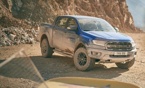 Land vehicle, Vehicle, Car, Off-roading, Regularity rally, Automotive tire, Tire, Pickup truck, Off-road vehicle, Automotive exterior, 