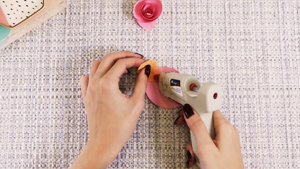 Skin, Nail, Finger, Hand, Play, Heart, Technology, Button, 