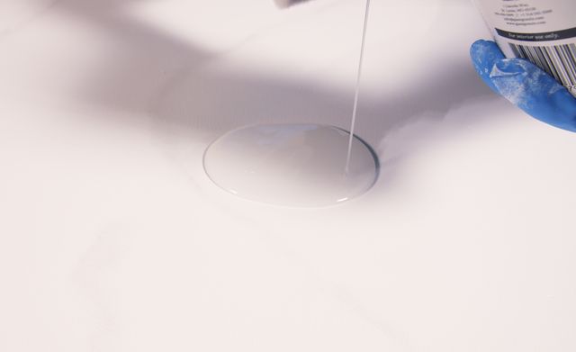 White, Light, Water, Material property, Ceiling, Circle, 
