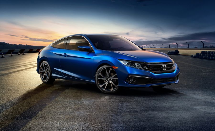 The 2019 Honda Civic Gets Revised Styling and a Volume Knob