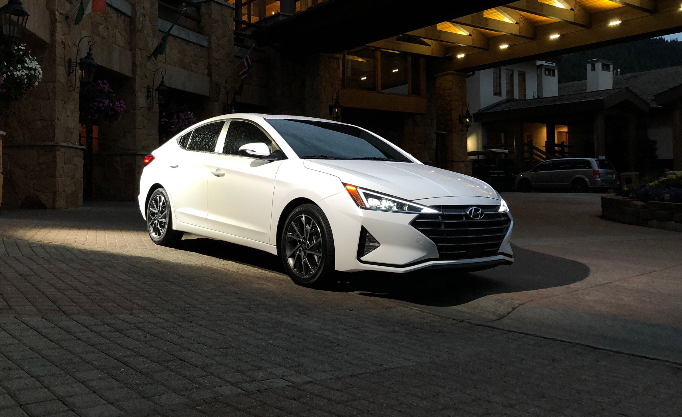 Refreshed 2019 Hyundai Elantra Sedan - New Design, More ...