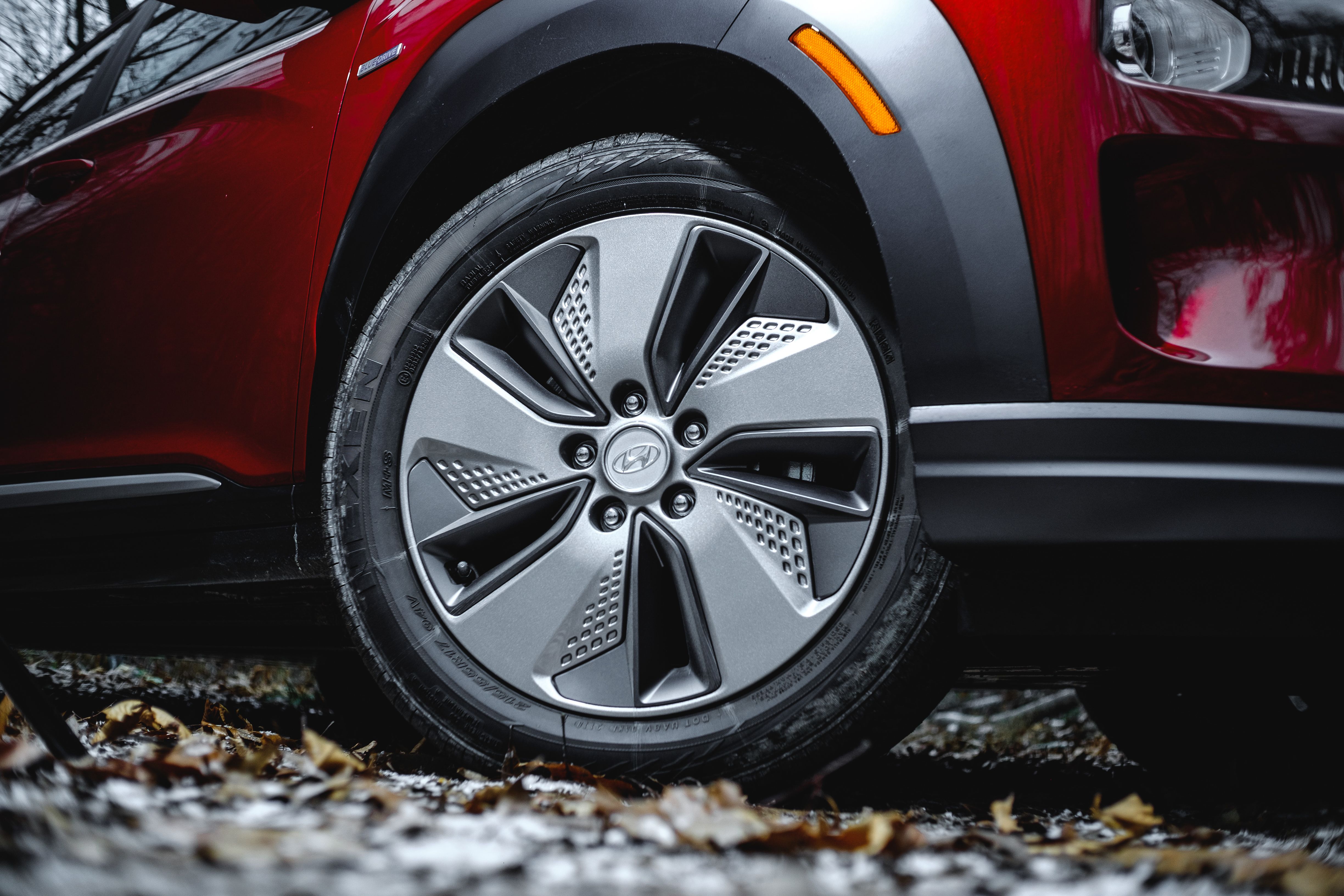 2019 Hyundai Kona Electric Reviews Price 2019 Hyundai Kona Electric Reviews Price Photos And Specs Car Driver