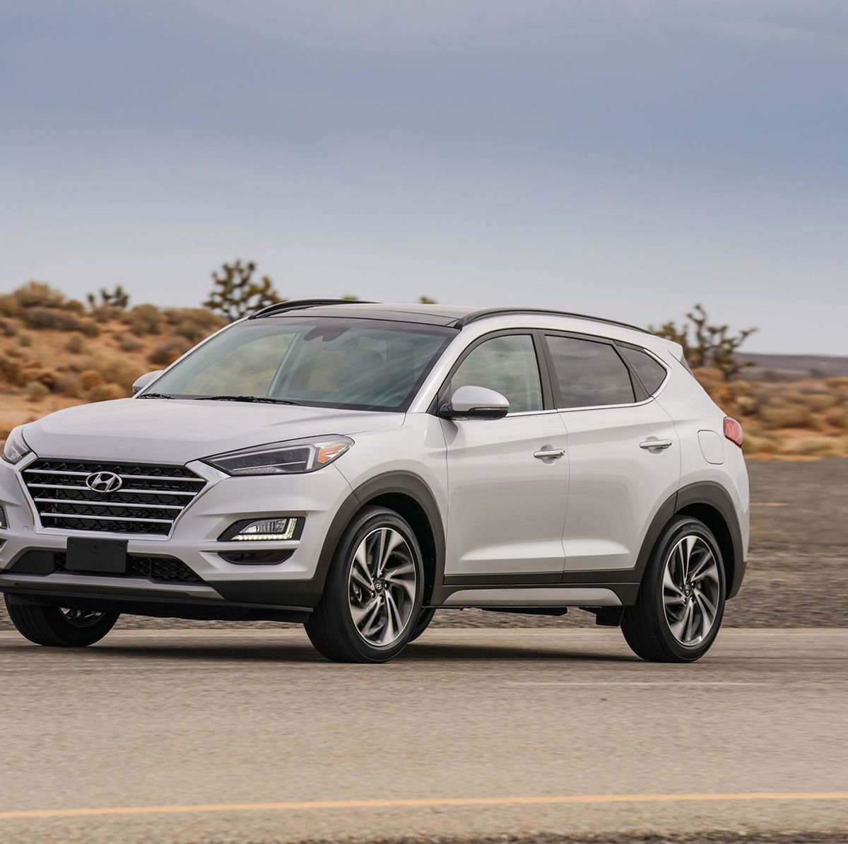Matron stof in de ogen gooien Deuk What to Buy: Hyundai Tucson or Hyundai Santa Fe?
