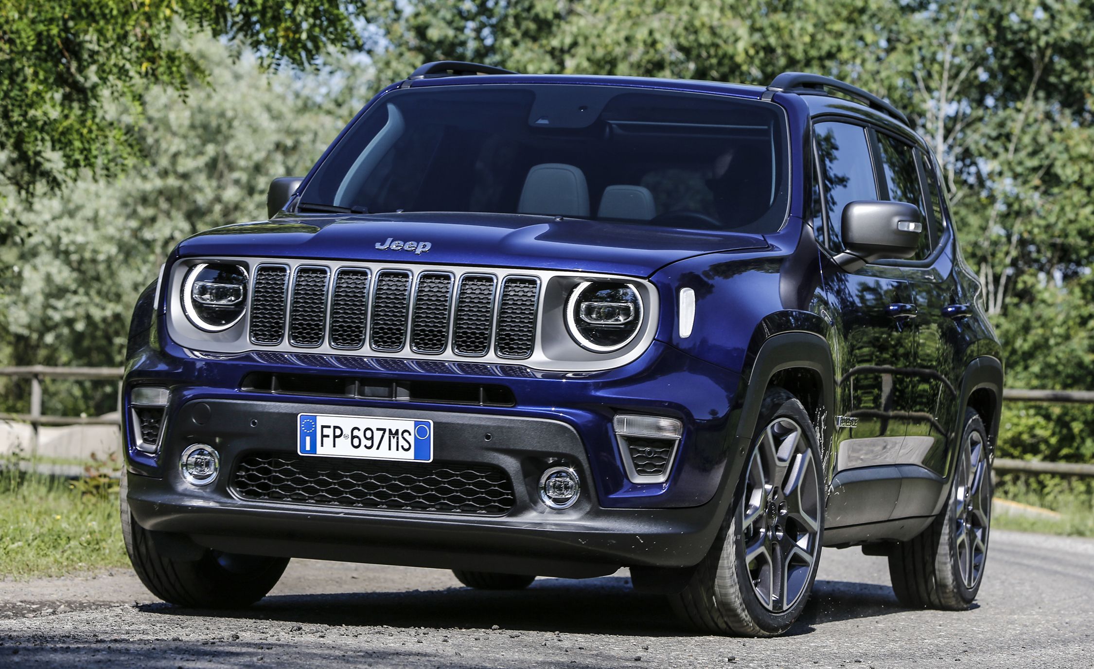 2017 Jeep Renegade Desert Hawk: Trail-rated with desert style