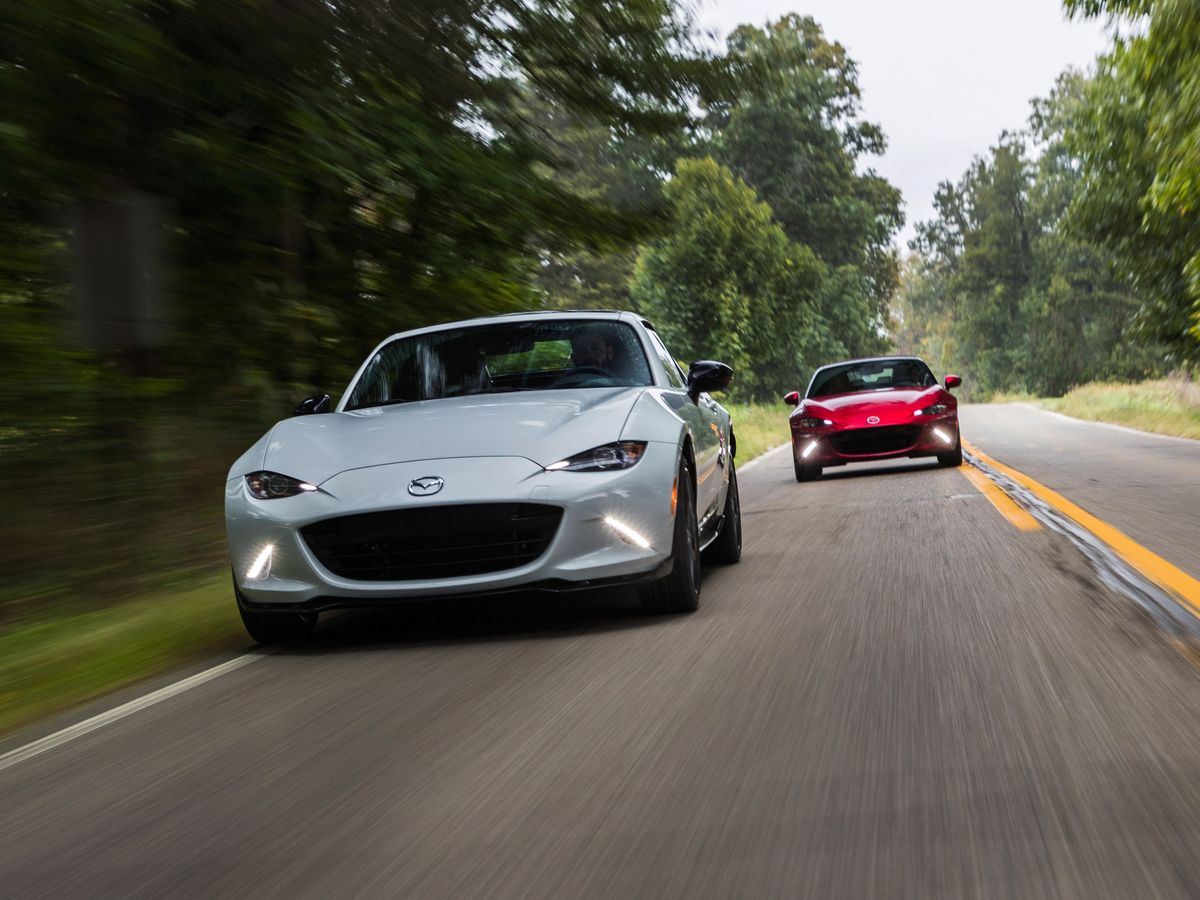 Telemacos Nathaniel Ward dienblad 2019 Mazda Miata RF Works Even with an Automatic