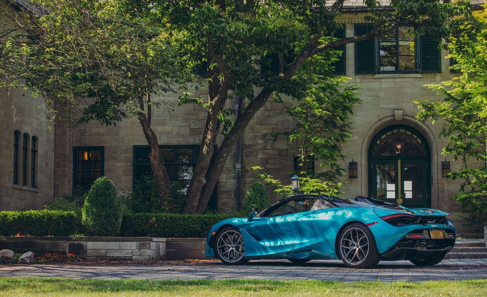 2019 mclaren 720s spider rear