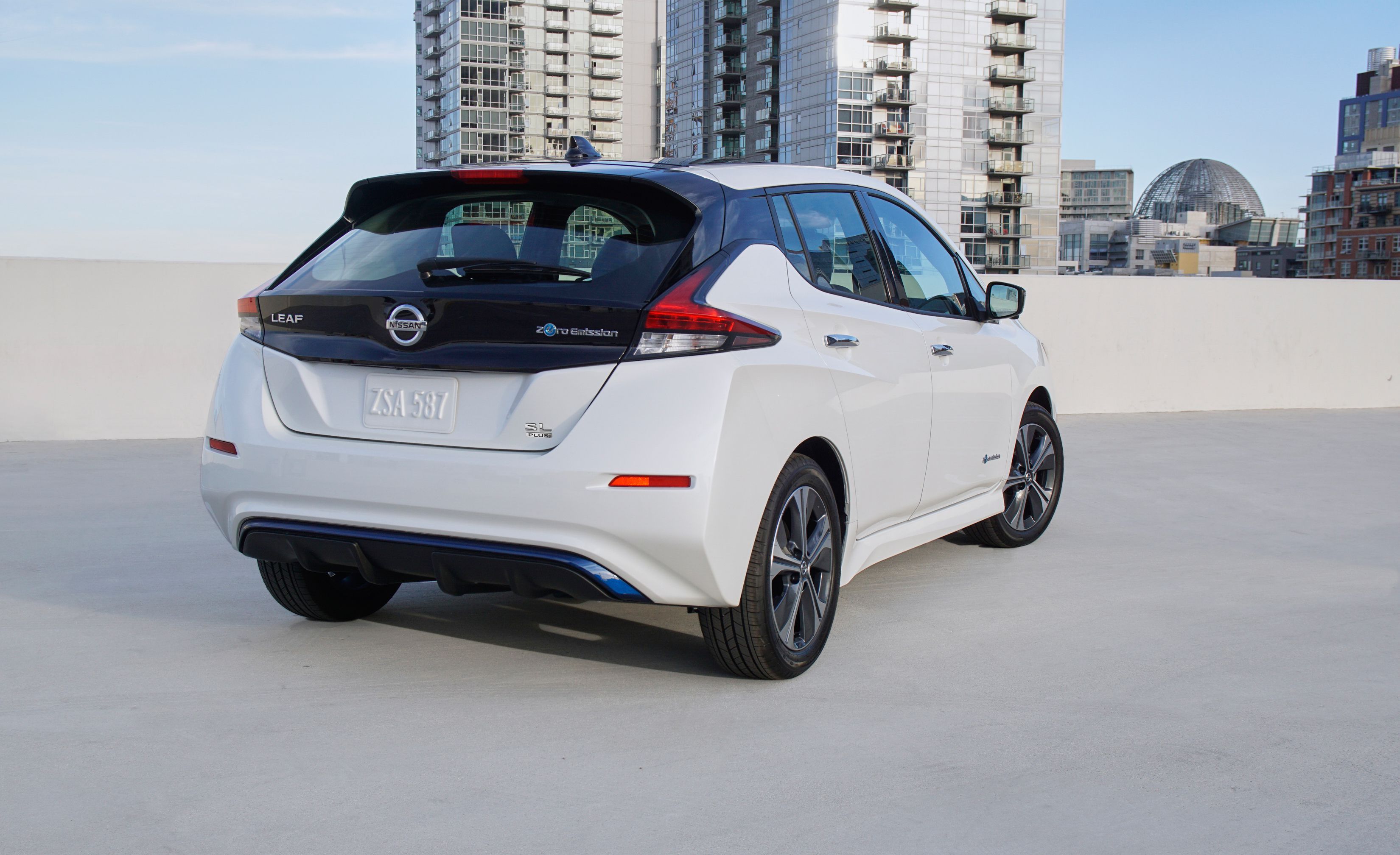 2019 nissan store leaf s range