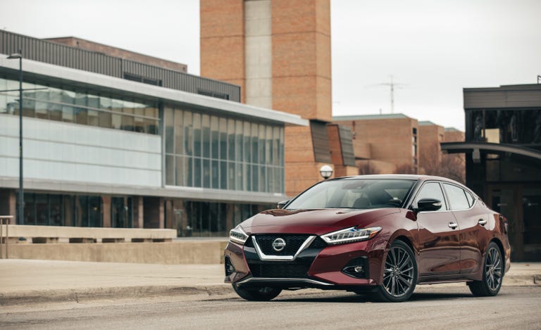 2019 Nissan Maxima Review, Pricing, and Specs