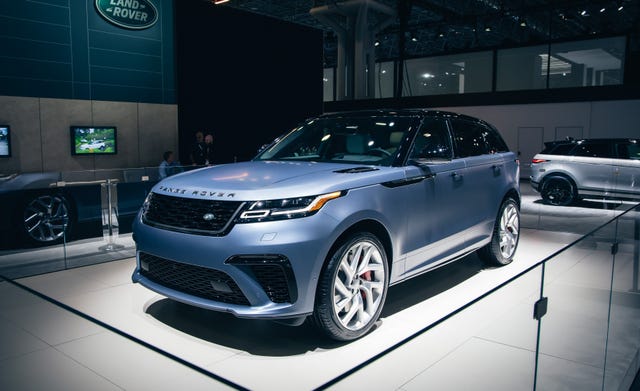 550-HP Range Rover Velar SVAutobiography – The James Bond of SUVs