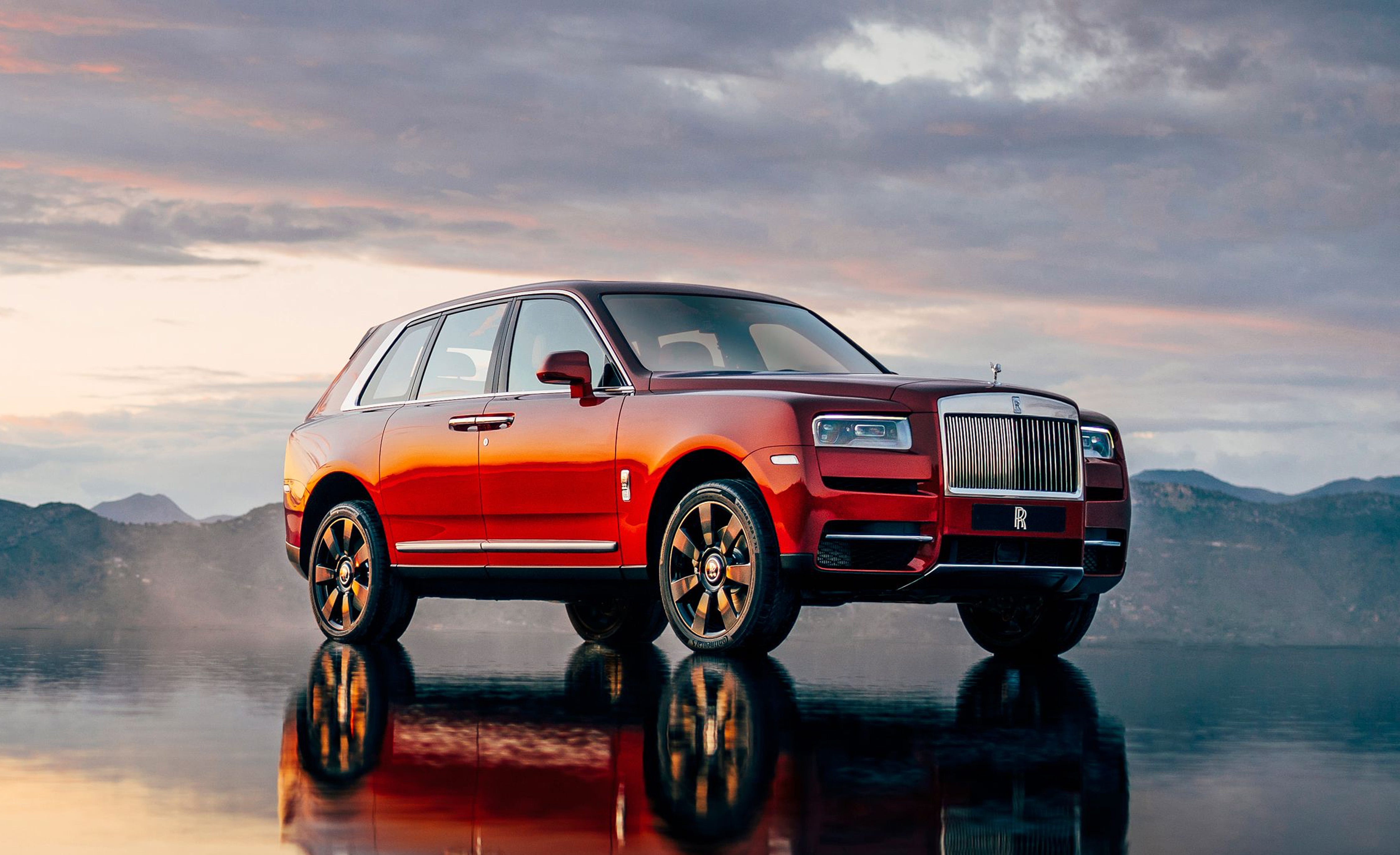 2019 Rolls Royce Cullinan Reviews Rolls Royce Cullinan Price Photos 