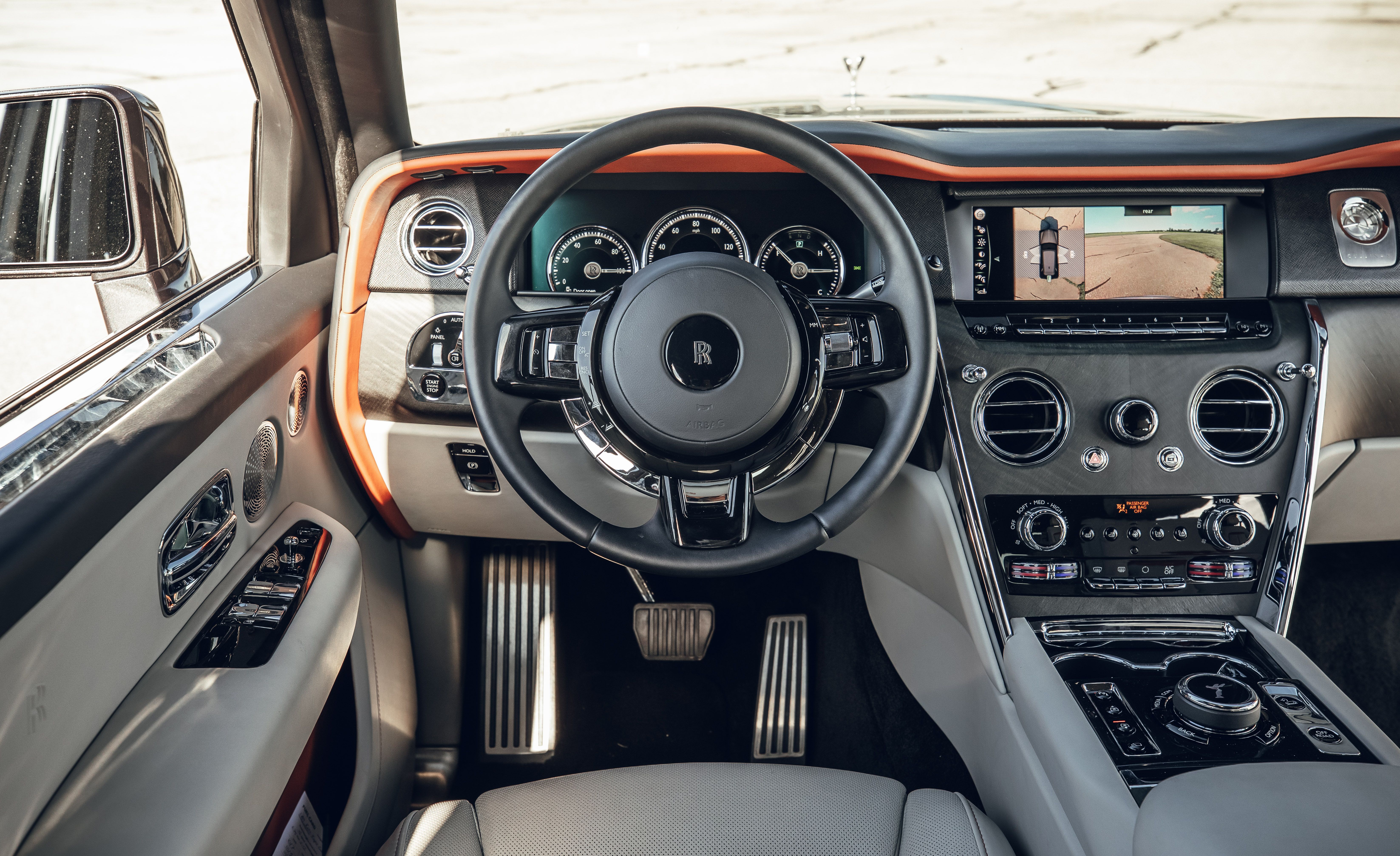 RollsRoyce Cullinan Interior Layout  Technology  Top Gear