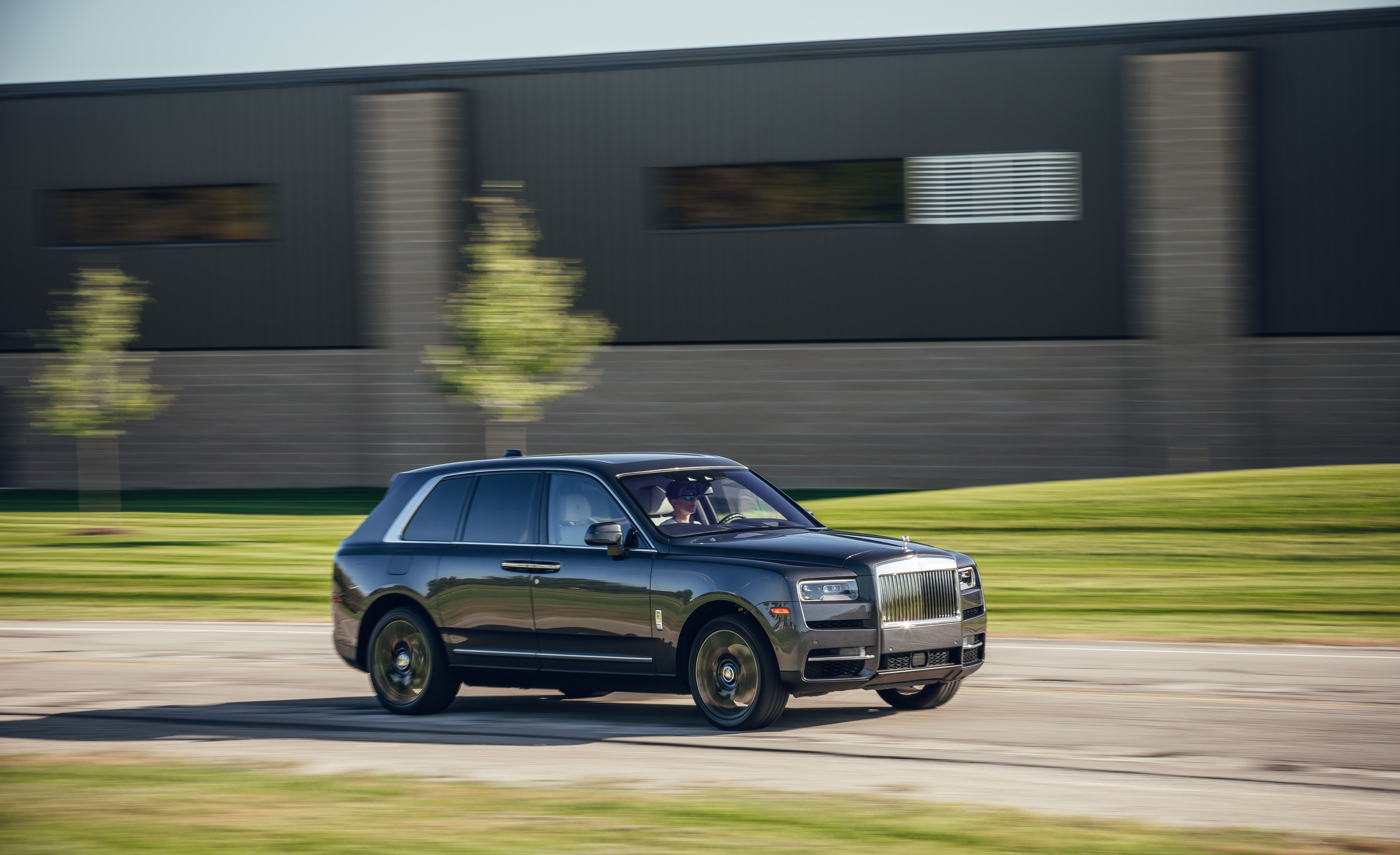 delta4x4  RollsRoyce Cullinan Off Road  the Rolls for the rough