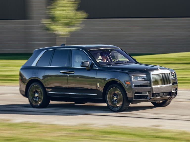 2019-rolls-royce-cullinan-474-1572353228