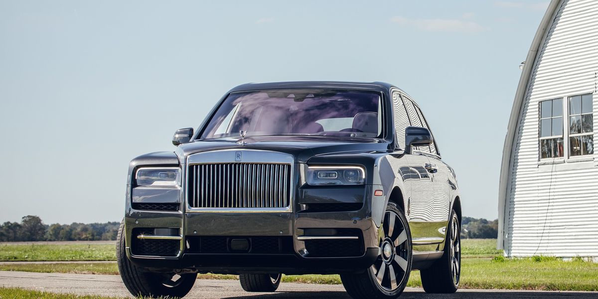 The average cost of a Rolls-Royce in 2022 was half a million Euros