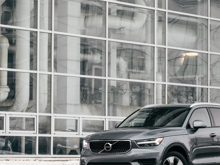 Volvo XC40 Review, For Sale, Interior, Colours & Models in